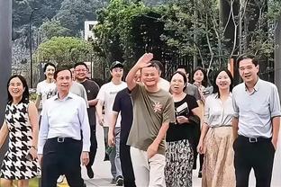 还有彩蛋？反腐纪录片中，时任华夏主帅李铁意气风发吹刘海